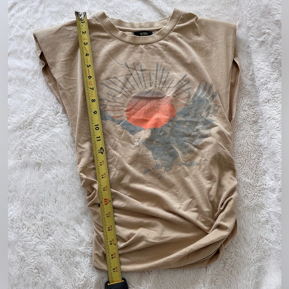 AFRM graphic tank with shoulder pads size xs tan - Picture 7 of 9